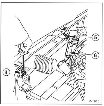 Kühler/Kühlerlüfter aus- und einbauen